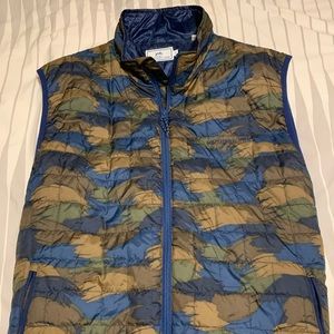 Southern Tide Camo Puffer Vest